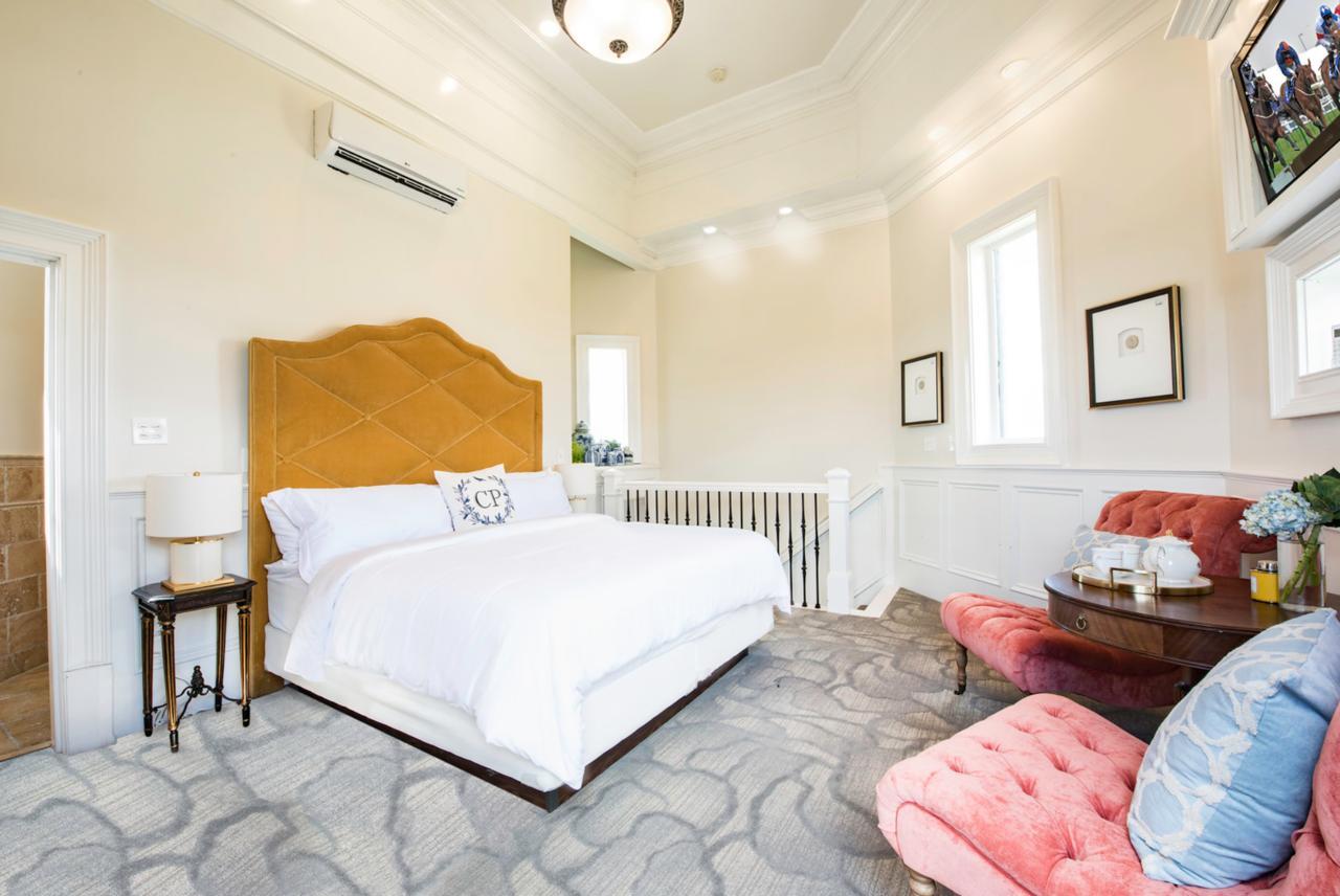Kentucky Castle Hotell Versailles Eksteriør bilde