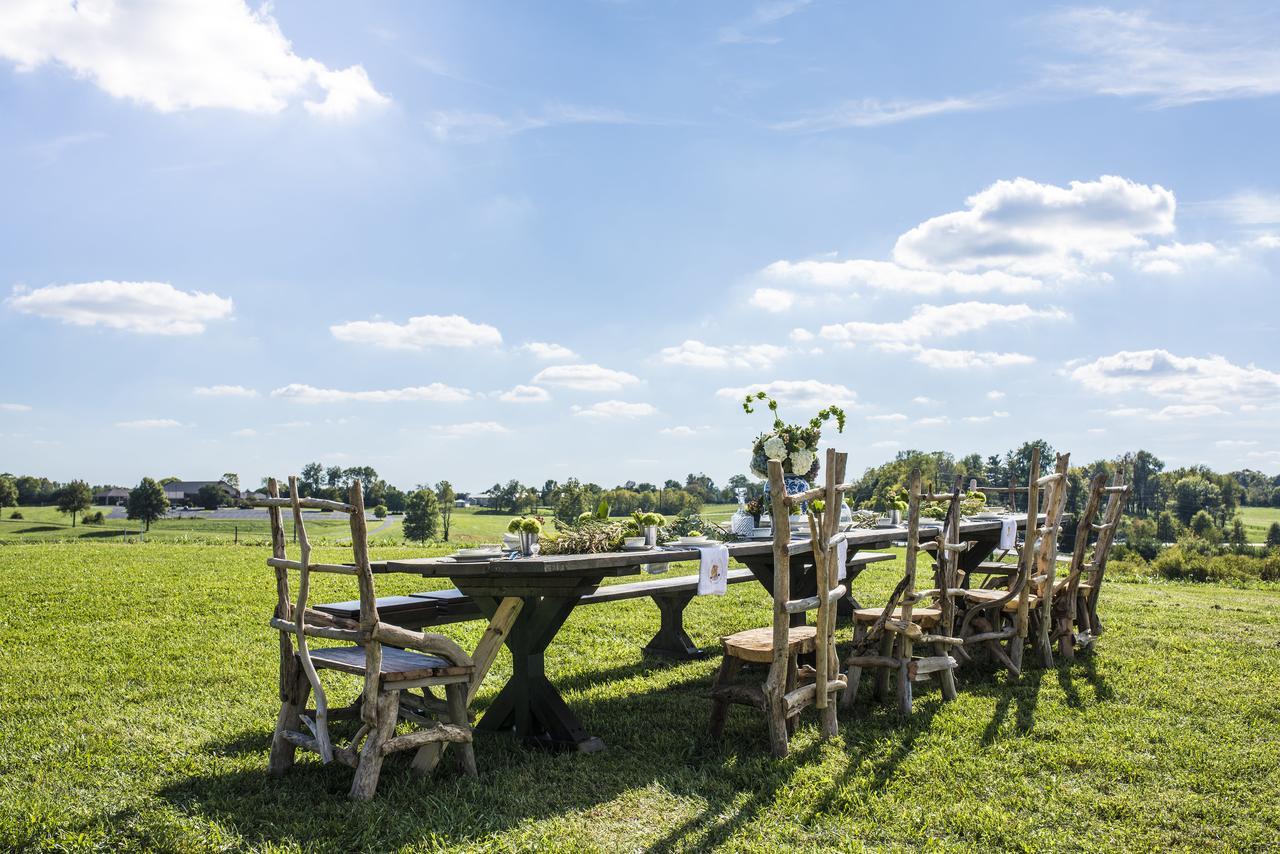 Kentucky Castle Hotell Versailles Eksteriør bilde
