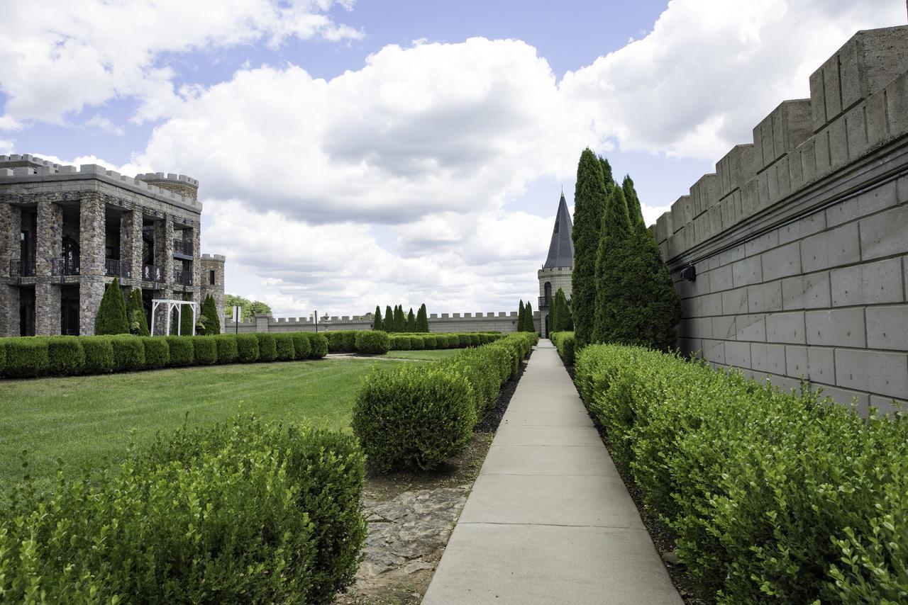 Kentucky Castle Hotell Versailles Eksteriør bilde