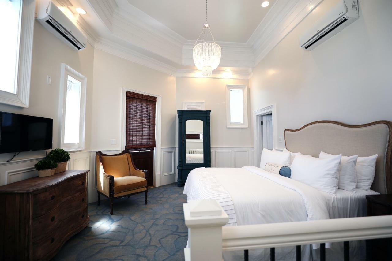 Kentucky Castle Hotell Versailles Eksteriør bilde
